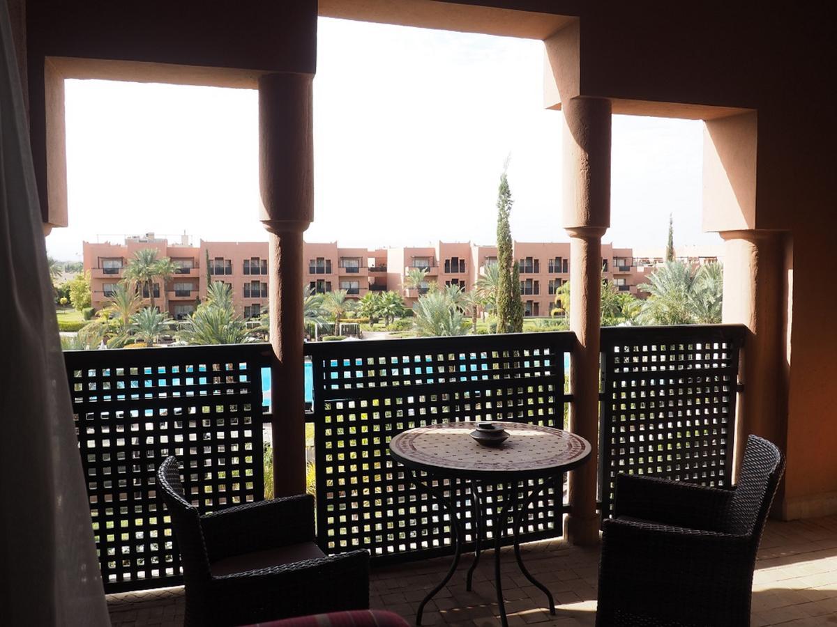 فندق قصر كنزي المنارة - مراكش المظهر الخارجي الصورة A balcony at the hotel
